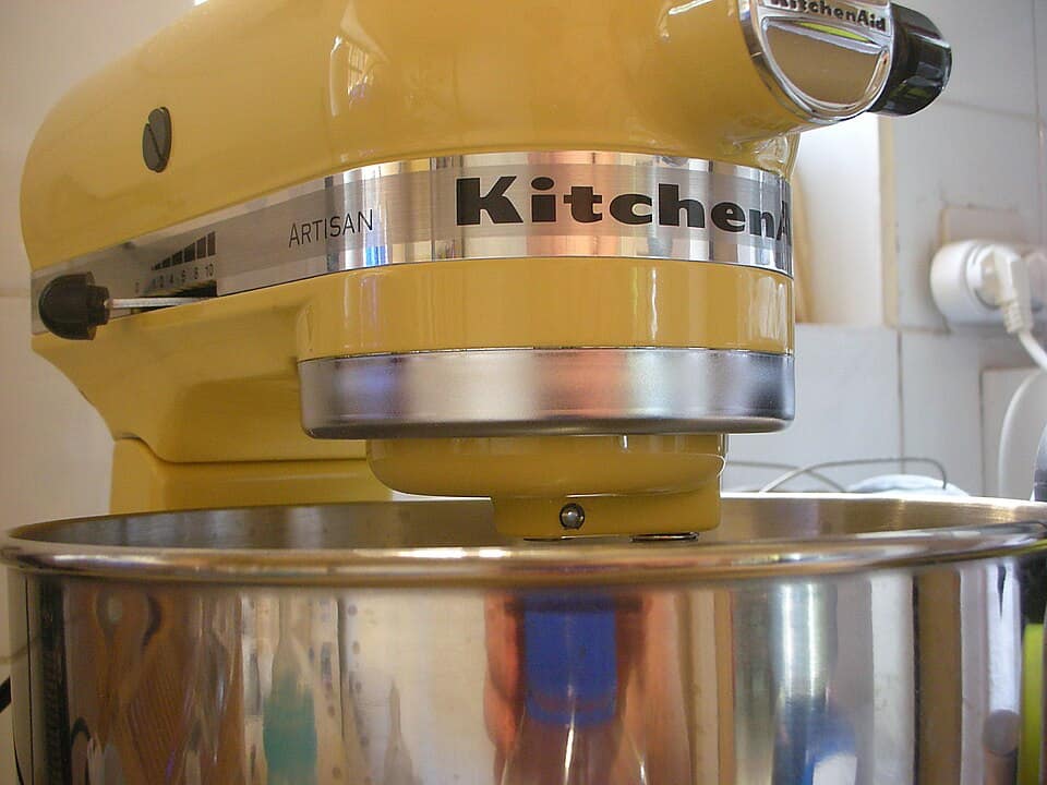 KitchenAid Artisan Stand Mixer (5 qt)