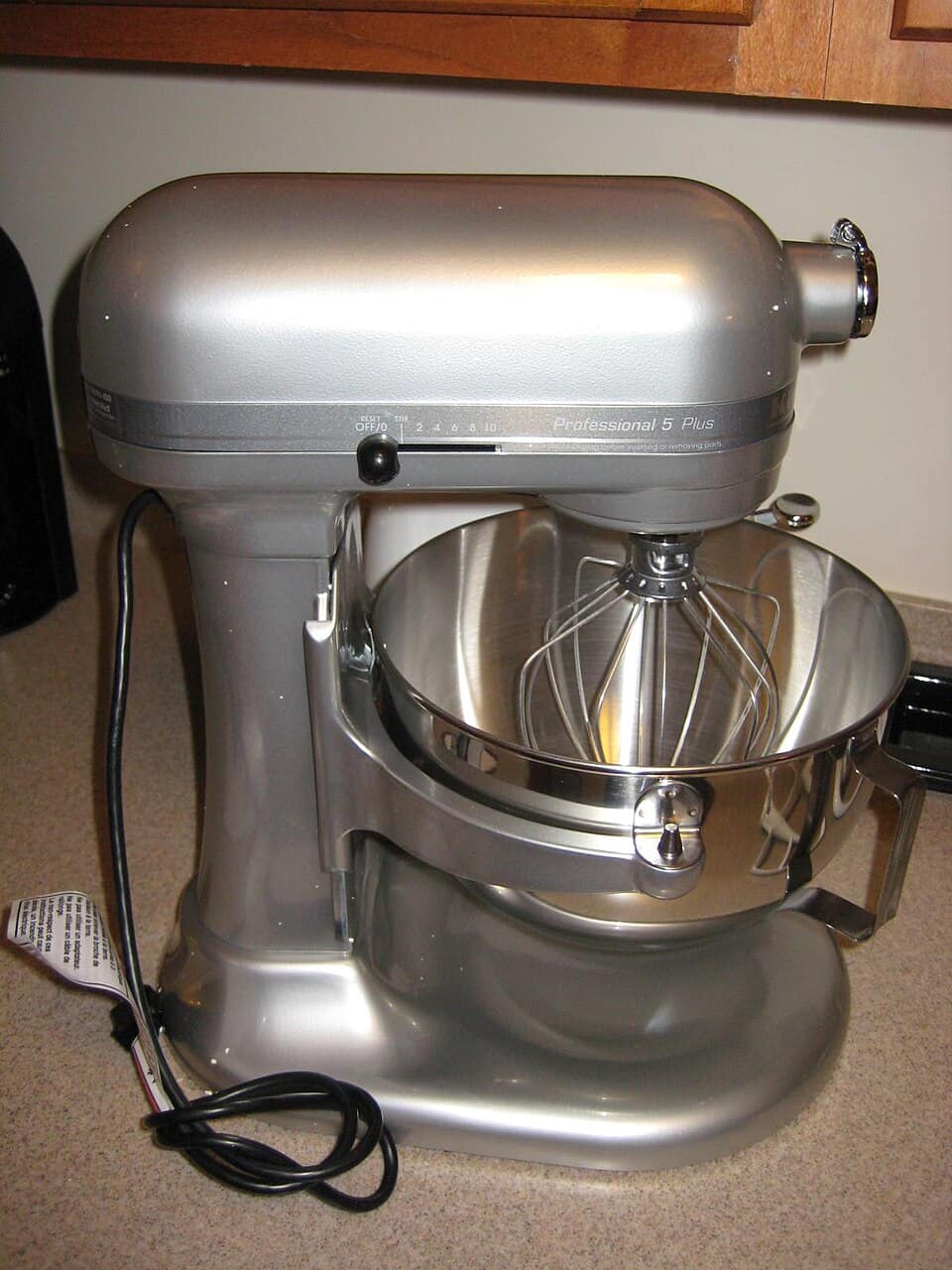 KitchenAid Pro Line Series Stand Mixer (7 qt)