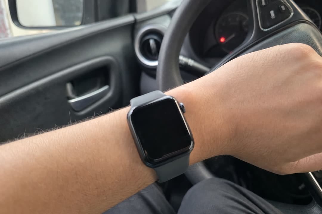 Customer photo — Apple Watch Se 3