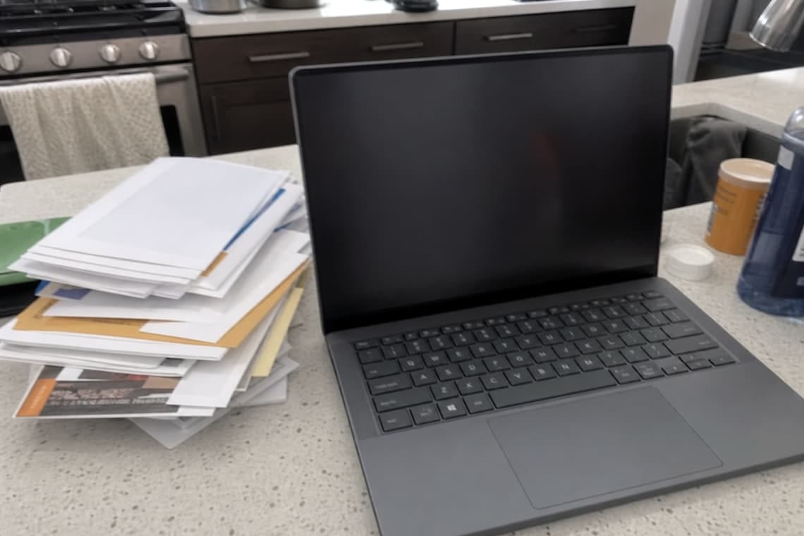Customer photo — Asus Rog Zephyrus G14