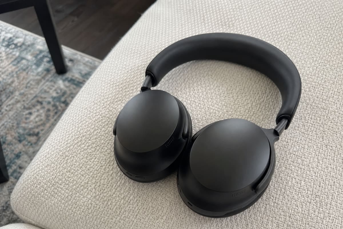 Customer photo — Bose Quietcomfort Headphones