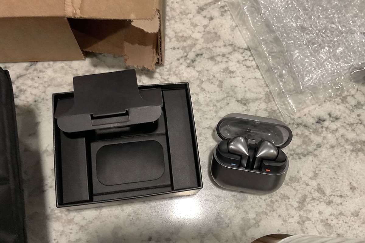 Customer photo — Samsung Galaxy Buds3 Pro